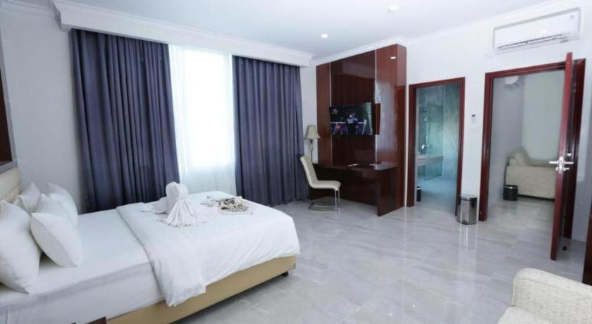 Sindoro Hotel Cilacap By Conary Exterior foto